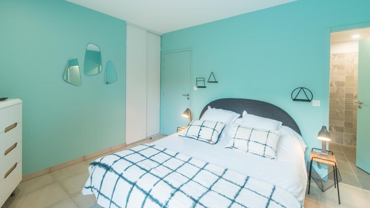 Cote Jardin Avec Jacuzzi Privatif Et Parking Prive Apartment Sarlat-la-Caneda Exterior photo